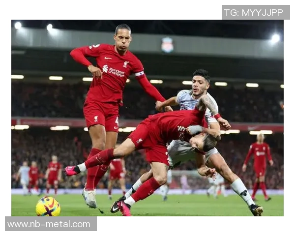 利物浦与狼队历史交战记录回顾及分析展望