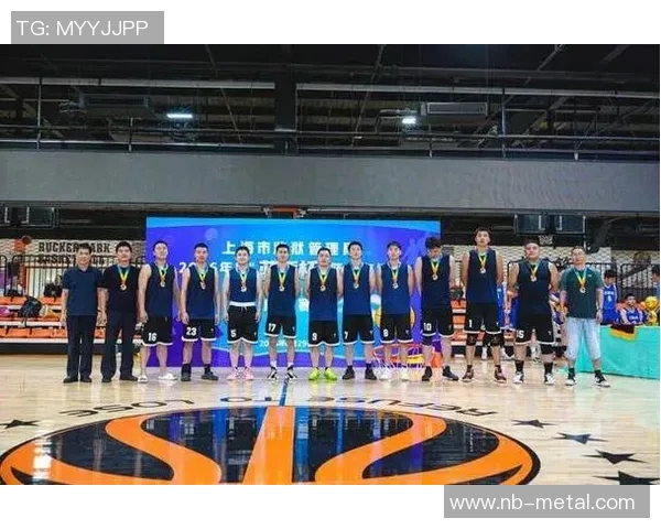 上海篮球队的团队协作之道:如何在赛场上实现默契与配合 上海篮球队的团队协作之道:如何在赛场上实现默契与配合